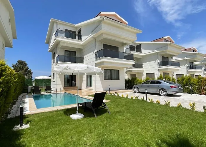 Serenitygardenholiday 8